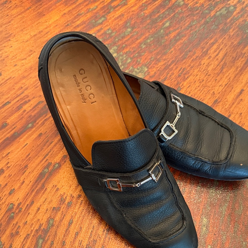 Gucci Men's Black Leather Slip-On Loafers with Silver Accents